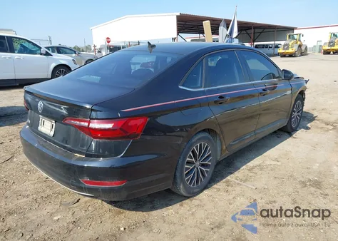 2021 Volkswagen Jetta из США, поврежденный, VIN 3VWC57B02MM005500